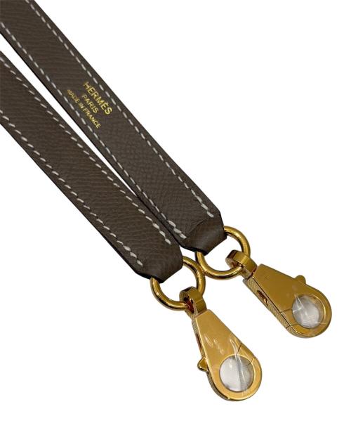 HERMES（エルメス）HERMES (エルメス) Kelly25 ケリー25外縫い/ヴォーエプソン/エトゥープ/ゴールド金具/K刻印：2025年製  エトゥープ サイズ:25の古着・服飾アイテム