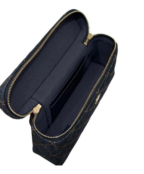 CHANEL（シャネル）CHANEL (シャネル) クラシック ヴァニティー チェーン ポーチ インディゴ サイズ:-の古着・服飾アイテム