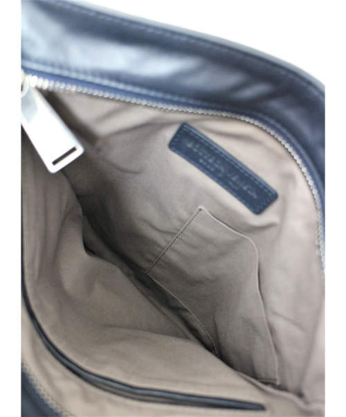 BOTTEGA VENETA（ボッテガベネタ）BOTTEGA VENETA (ボッテガ ヴェネタ) イントレチャート ショルダーバッグ ネイビー サイズ:- イントレチャート レザー B08370394Mの古着・服飾アイテム