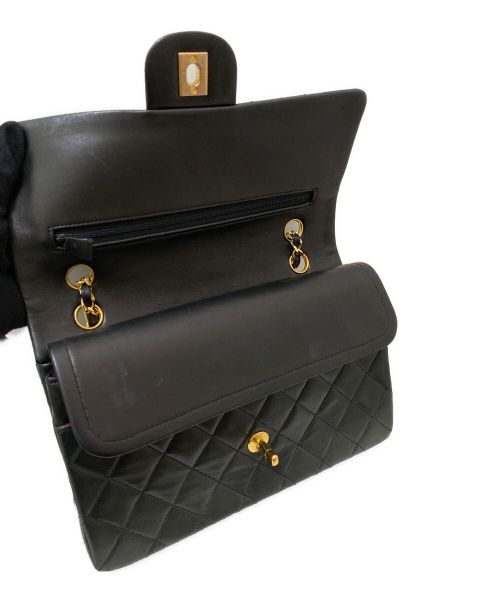 CHANEL（シャネル）CHANEL (シャネル) ダブルフラップマトラッセ ブラック サイズ:25の古着・服飾アイテム
