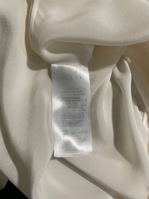 GUCCI（グッチ）GUCCI (グッチ) シルクボウタイブラウス ホワイト サイズ:38の古着・服飾アイテム