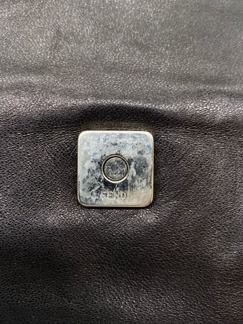 FENDI（フェンディ）FENDI (フェンディ) レザーマンマバケットハンドバッグ ブラック サイズ:-の古着・服飾アイテム