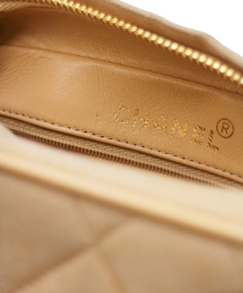 CHANEL（シャネル）CHANEL (シャネル) マトラッセ スウェードチェーンショルダーバッグ ベージュ サイズ:-の古着・服飾アイテム