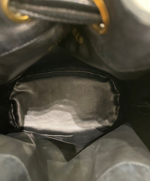 CHANEL（シャネル）CHANEL (シャネル) 巾着ショルダーバッグ ブラック サイズ:-の古着・服飾アイテム