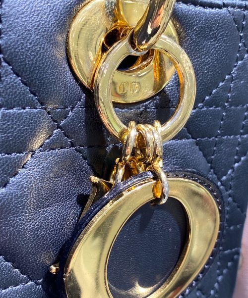 Christian Dior（クリスチャン ディオール）Christian Dior (クリスチャン ディオール) Lady Dior  ブラック サイズ:ミディアムの古着・服飾アイテム