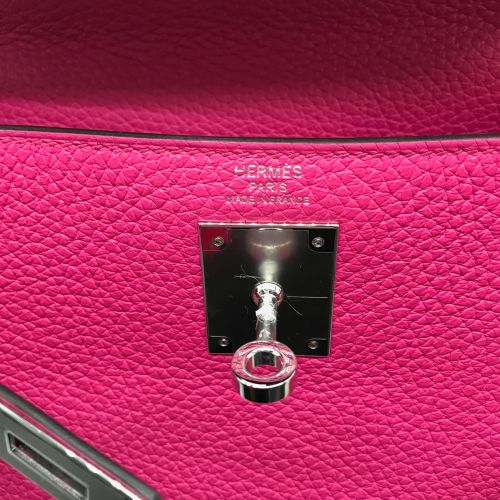 HERMES（エルメス）HERMES (エルメス) ケリー28 ローズショッキング サイズ:28 未使用品の古着・服飾アイテム