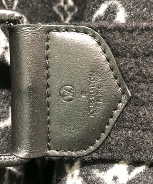 LOUIS VUITTON（ルイ ヴィトン）LOUIS VUITTON (ルイ ヴィトン) モノグラムラップコート ブラック サイズ:36の古着・服飾アイテム