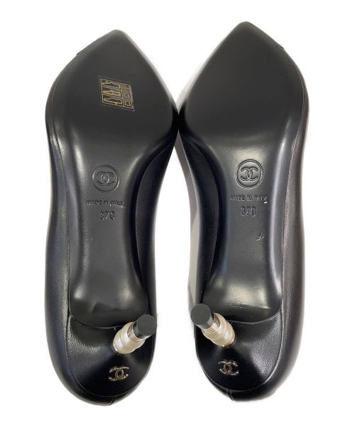 CHANEL（シャネル）CHANEL (シャネル) パールヒールパンプス ブラック サイズ:37 未使用品の古着・服飾アイテム