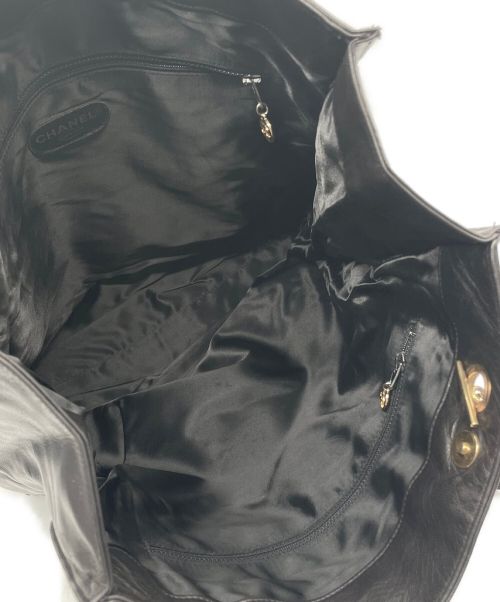 CHANEL（シャネル）CHANEL (シャネル) チェーントートバッグ ブラック サイズ:-の古着・服飾アイテム