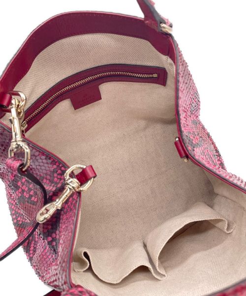 GUCCI（グッチ）GUCCI (グッチ) ソーホー パイソンショルダーハンドバッグ ピンク サイズ:-の古着・服飾アイテム