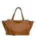 VALENTINO (ヴァレンティノ) ロックスタッズレザー2WAYバッグ ブラウン サイズ:-：79800円