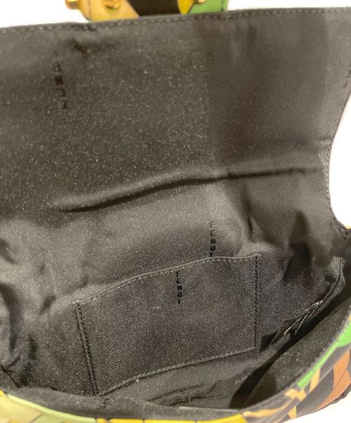 FENDI（フェンディ）FENDI (フェンディ) バゲットショルダーバッグ ベージュ×グリーン サイズ:-の古着・服飾アイテム