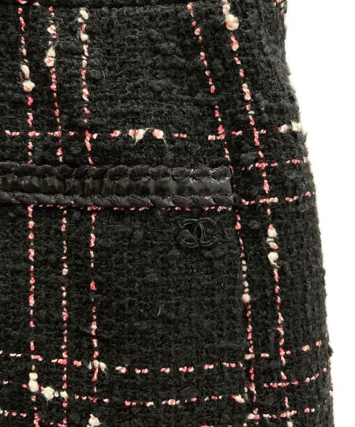 CHANEL（シャネル）CHANEL (シャネル) ツイードスカート ブラック サイズ:38の古着・服飾アイテム