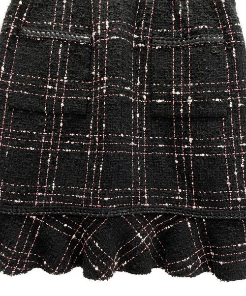 CHANEL（シャネル）CHANEL (シャネル) ツイードスカート ブラック サイズ:38の古着・服飾アイテム