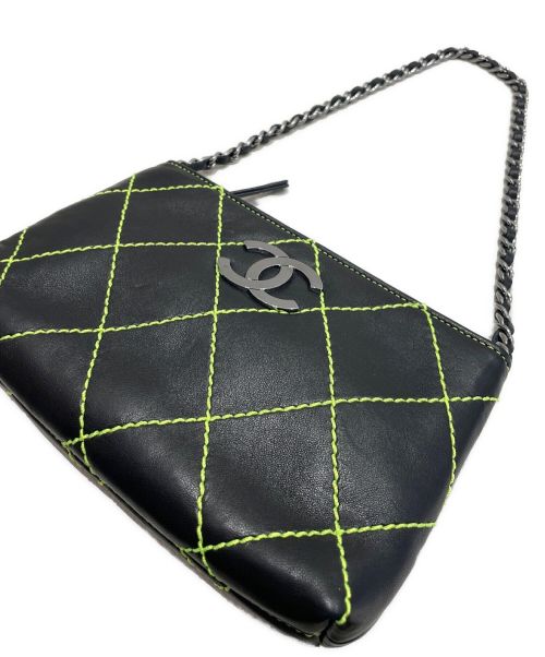 CHANEL（シャネル）CHANEL (シャネル) ワイルドステッチチェーンポーチ ブラック×ライムグリーン サイズ:-の古着・服飾アイテム