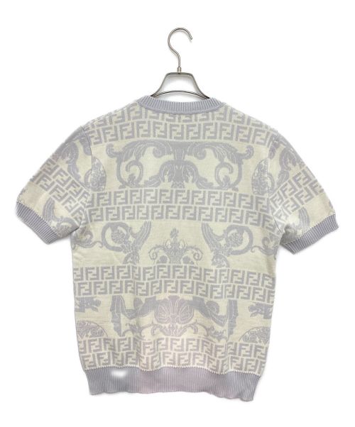 FENDI（フェンディ）FENDI×VERSACE (フェンディ×ベルサーチ) 22SS FFロゴ半袖ニット ホワイト×グレー サイズ:50の古着・服飾アイテム