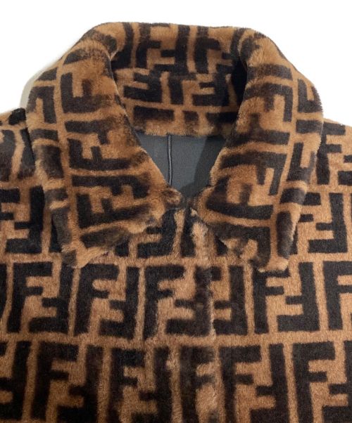 FENDI（フェンディ）FENDI (フェンディ) FFロゴムートンコート ブラウン×ブラック サイズ:36の古着・服飾アイテム