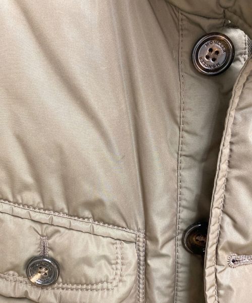 MONCLER（モンクレール）MONCLER (モンクレール) DAUMIER（ダウミエール） ブラウン サイズ:2の古着・服飾アイテム