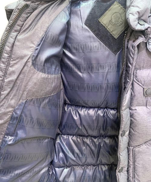 MONCLER（モンクレール）MONCLER (モンクレール) ダウンジャケット ネイビーの古着・服飾アイテム