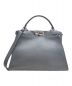 FENDI（フェンディ）の古着「セレリアピーカブーレギュラー」｜グレー