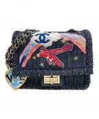 CHANELシャネル）の古着「2.55 デニムショルダーバッグ」｜インディゴ
