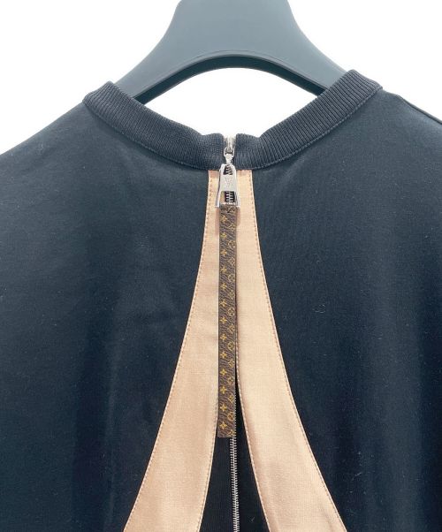 LOUIS VUITTON（ルイ ヴィトン）LOUIS VUITTON (ルイ ヴィトン) モノグラムジップカットソーワンピース ブラック×シャンパンゴールド サイズ:Mの古着・服飾アイテム