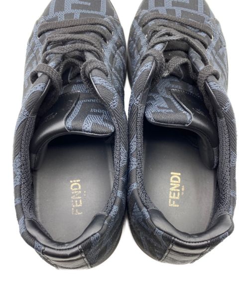 FENDI（フェンディ）FENDI (フェンディ) FFロゴスニーカー ブラック×グレー サイズ:7の古着・服飾アイテム