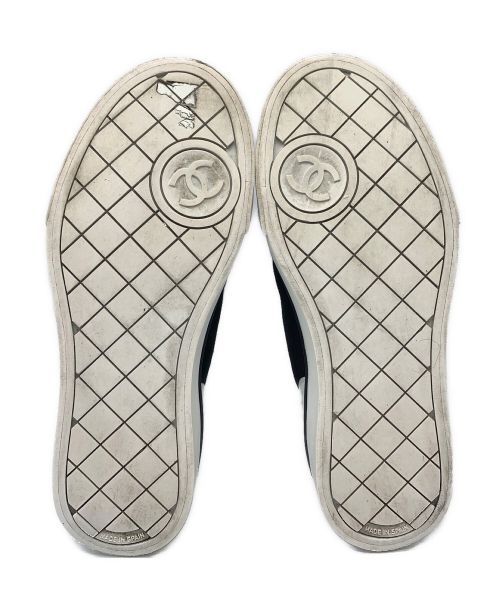 CHANEL（シャネル）CHANEL (シャネル) スウェード切替ハイカットスニーカー ブラック×ホワイト サイズ:36の古着・服飾アイテム