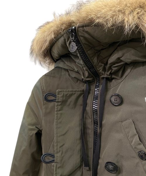 MONCLER（モンクレール）MONCLER (モンクレール) ファー付ハーフダウンコート カーキ サイズ:00の古着・服飾アイテム