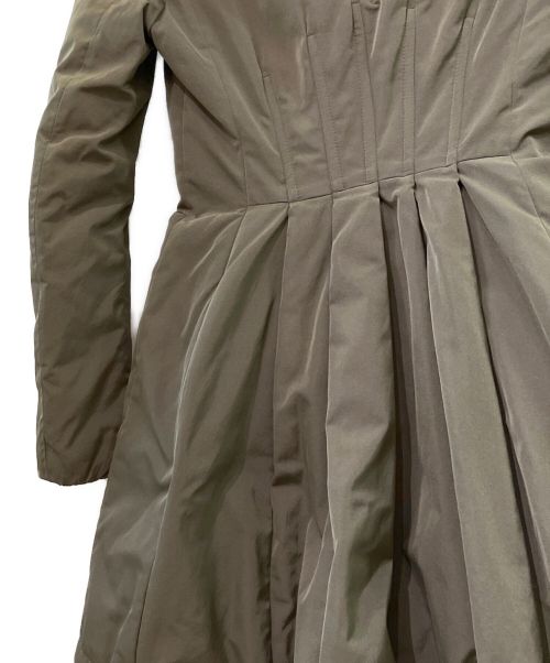MONCLER（モンクレール）MONCLER (モンクレール) ファー付ハーフダウンコート カーキ サイズ:00の古着・服飾アイテム