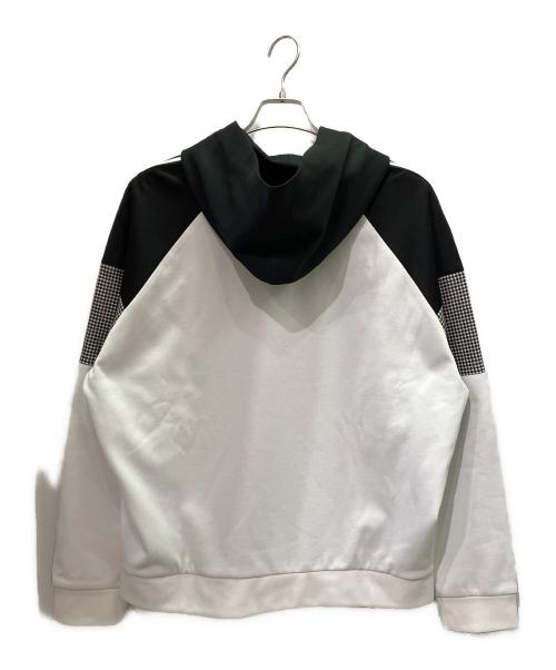 FENDI（フェンディ）FENDI (フェンディ) マルチカラージャージースウェットパーカー ブラック×ホワイト サイズ:Mの古着・服飾アイテム