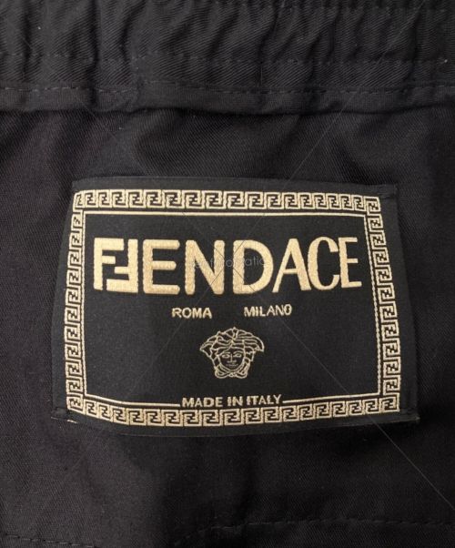 FENDI（フェンディ）FENDI×VERSACE (フェンディ×ベルサーチ) サイドロゴジョガーパンツ ブラック サイズ:46の古着・服飾アイテム