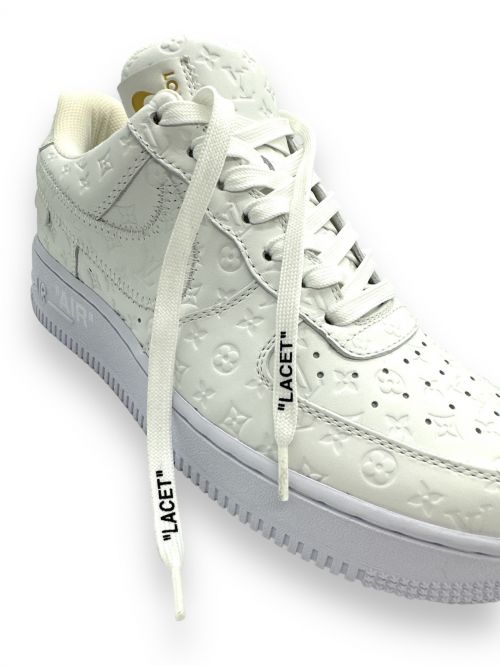 LOUIS VUITTON（ルイ ヴィトン）LOUIS VUITTON (ルイ ヴィトン) NIKE (ナイキ) Virgil Abloh (ヴァージル・アブロー) AIR FORCE 1 LOW by VIRGIL ABLOH ホワイト サイズ:7の古着・服飾アイテム