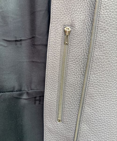 HERMES（エルメス）HERMES (エルメス) セリエボタン ダブルブレスト ディアスキン レザージャケット グレー サイズ:34の古着・服飾アイテム