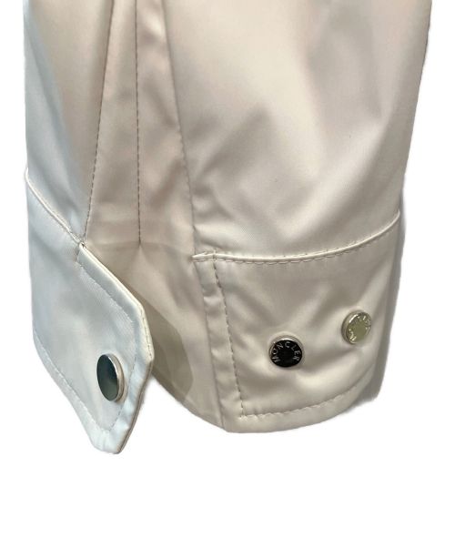 MONCLER（モンクレール）MONCLER (モンクレール) Cathalaジャケット アイボリー サイズ:2の古着・服飾アイテム