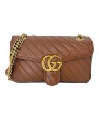 GUCCIグッチ）の古着「GGマーモント キルティングショルダーバッグ」｜ブラウン