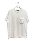 LOUIS VUITTONルイ ヴィトン）の古着「シグネチャー3DポケットモノグラムTシャツ」｜ホワイト