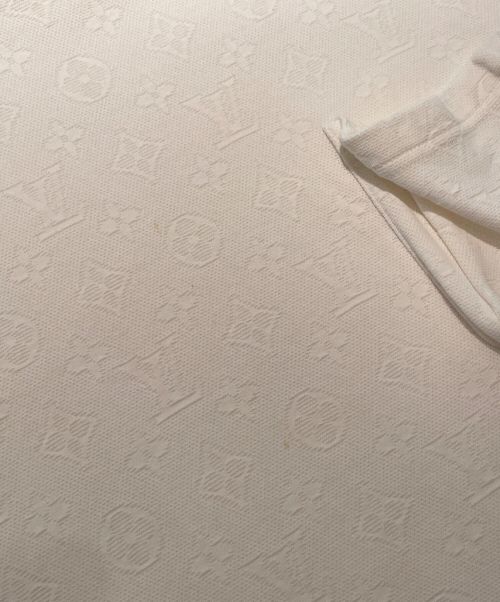 LOUIS VUITTON（ルイ ヴィトン）LOUIS VUITTON (ルイ ヴィトン) シグネチャー3DポケットモノグラムTシャツ ホワイト サイズ:Lの古着・服飾アイテム