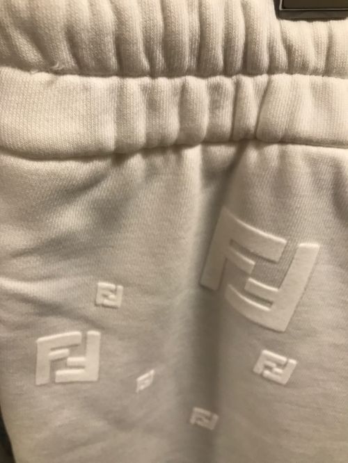 FENDI（フェンディ）FENDI (フェンディ) スウェットハーフパンツ ホワイト サイズ:Mの古着・服飾アイテム