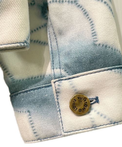 LOUIS VUITTON（ルイ ヴィトン）LOUIS VUITTON (ルイ ヴィトン) モノグラム シボリプリンテッド ジャケット ホワイト×ブルー サイズ:48の古着・服飾アイテム