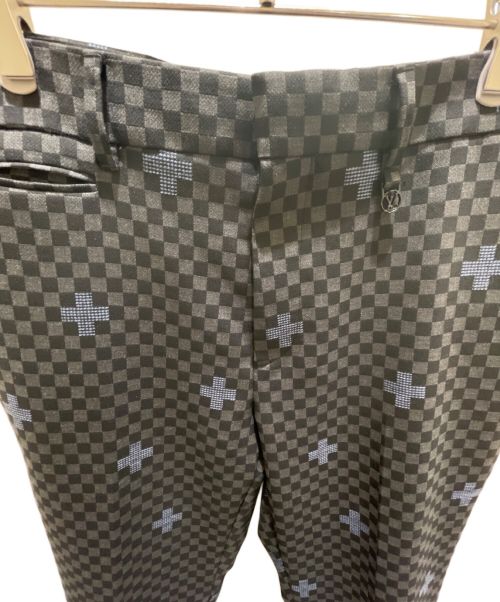 LOUIS VUITTON（ルイ ヴィトン）LOUIS VUITTON (ルイ ヴィトン) 総柄トラウザーパンツ グレー×ブラック サイズ:40の古着・服飾アイテム