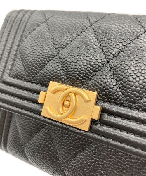 CHANEL（シャネル）CHANEL (シャネル) チェーンショルダーウォレット ブラック×ゴールドの古着・服飾アイテム