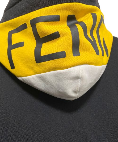 FENDI（フェンディ）FENDI (フェンディ) 止水ジップロゴフーディー ブラック サイズ:Lの古着・服飾アイテム