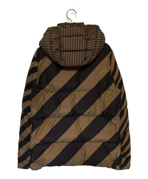 FENDI（フェンディ）FENDI (フェンディ) リバーシブルダウンジャケット ブラウン×ベージュ サイズ:44の古着・服飾アイテム