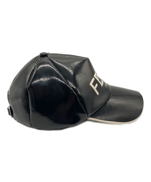 FENDI（フェンディ）FENDI (フェンディ) ロゴコーティングキャップ ブラック サイズ:58の古着・服飾アイテム