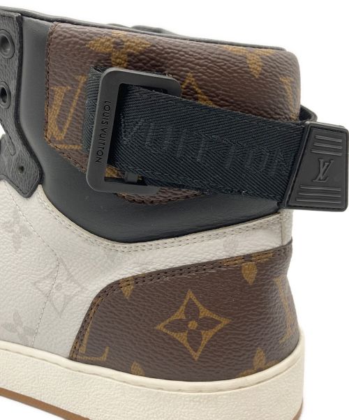 LOUIS VUITTON（ルイ ヴィトン）LOUIS VUITTON (ルイ ヴィトン) リヴォリ・ライン スニーカー ホワイト×ブラウン サイズ:6　1/2の古着・服飾アイテム