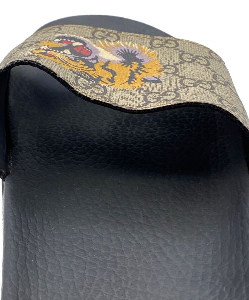 GUCCI（グッチ）GUCCI (グッチ) GGタイガーサンダル ベージュ サイズ:SIZE 11の古着・服飾アイテム