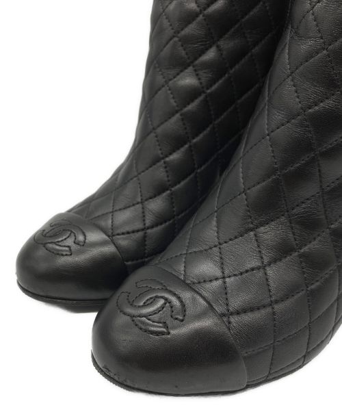 CHANEL（シャネル）CHANEL (シャネル) キルティングレザーロングブーツ ブラック サイズ:36 1/2の古着・服飾アイテム