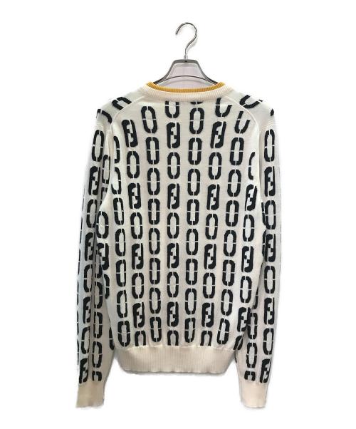 FENDI（フェンディ）FENDI (フェンディ) 総柄クルーニット アイボリー サイズ:SIZE 46の古着・服飾アイテム