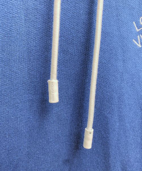 LOUIS VUITTON（ルイ ヴィトン）LOUIS VUITTON (ルイ ヴィトン) 刺繍ロゴパーカー スカイブルー サイズ:Mの古着・服飾アイテム